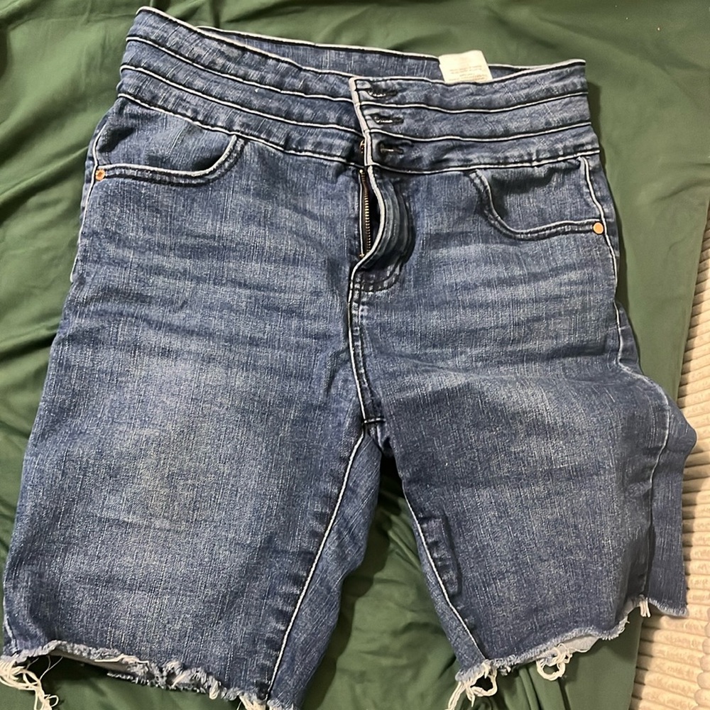 Guess Jean shorts
